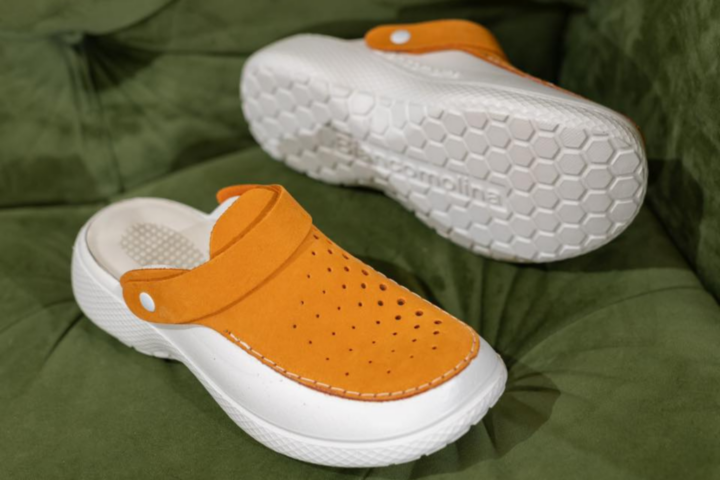 Medical Shoes slider 4