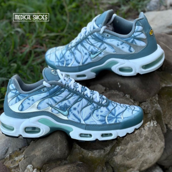 Nike Air Max plus Shark